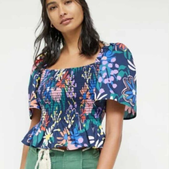 ANTHROPOLOGIE COREY LYNN CALTER BLUE FLORAL PUFF SLEEVE SMOCKED CROP TOP SMALL - Picture 1 of 9